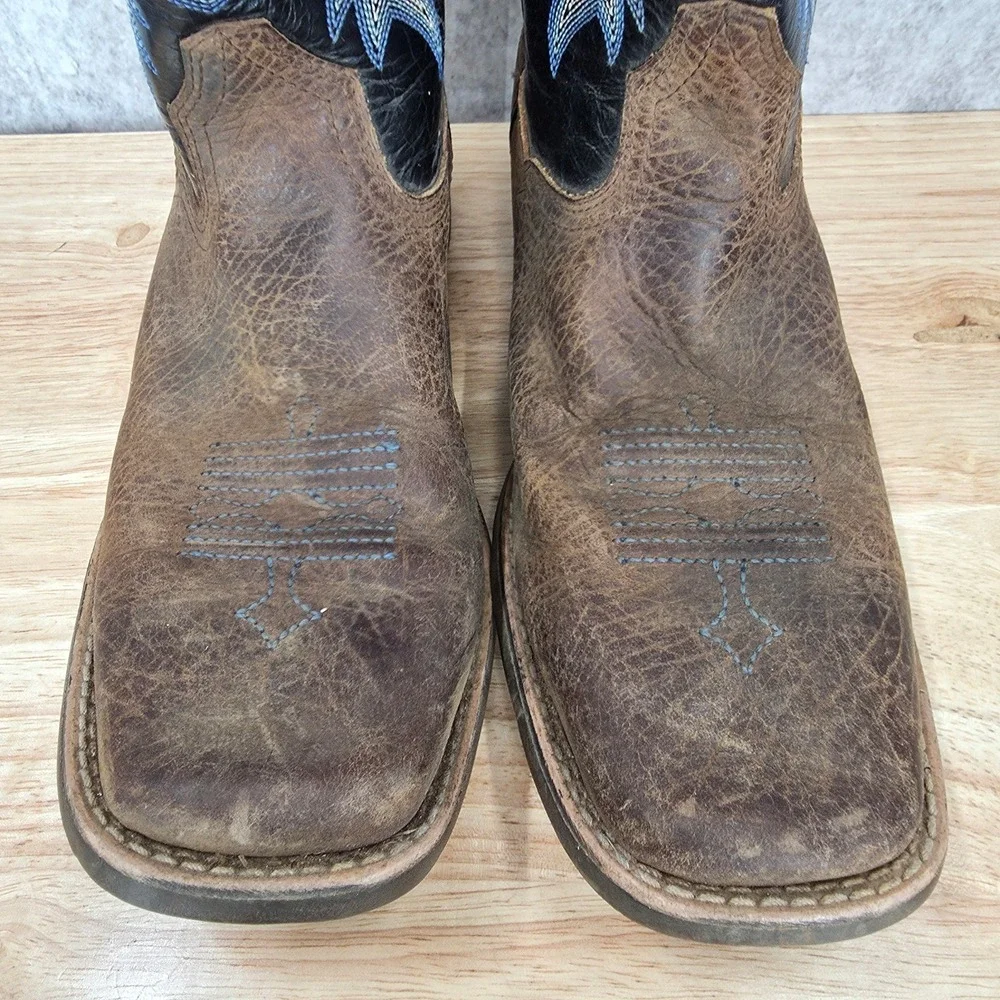 Ariat brand model